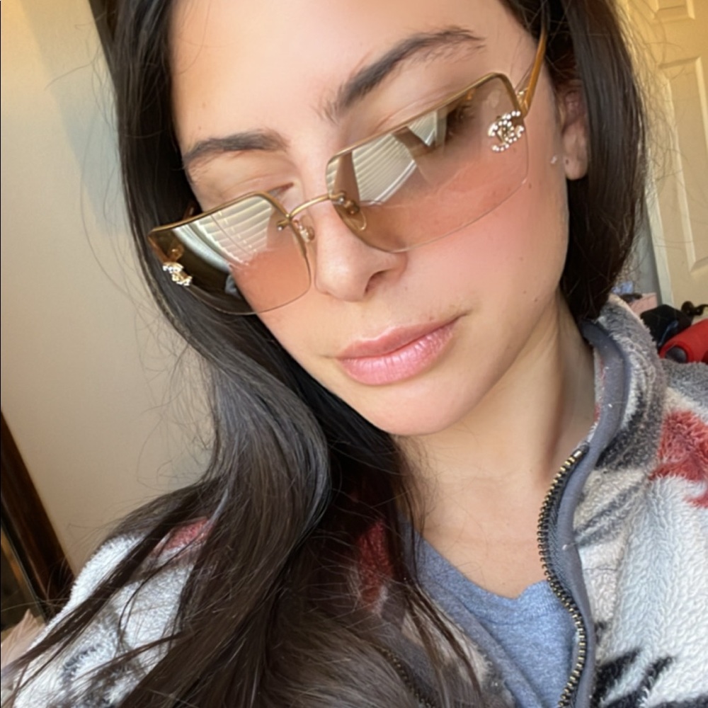 Ultra RARE Vintage Chanel Rimless Sunglasses 🔥 - Picture 11 of 16